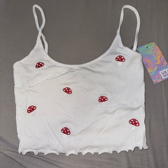 Cropped tank with mushrooms - Picture 1 of 2